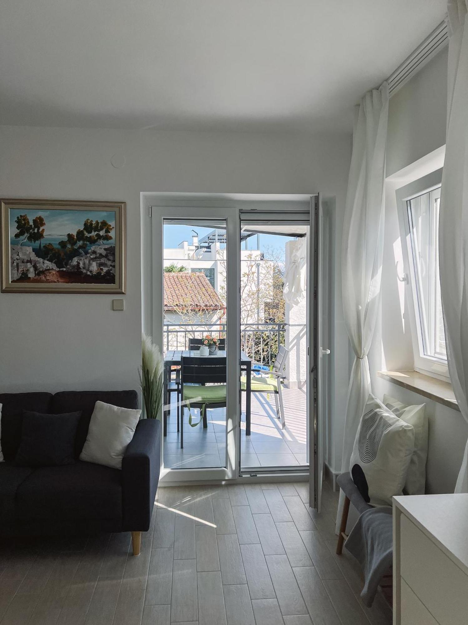 Modern Apartment In The Heart Of Njivice Eksteriør billede